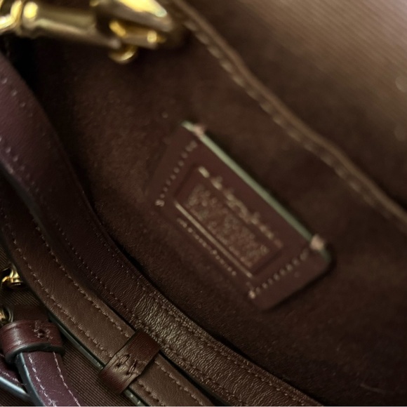 NWT Coach Blake Flap Carryall Satchel Crossbody Turn Lock Zip Burgundy Gift - Picture 13 of 14